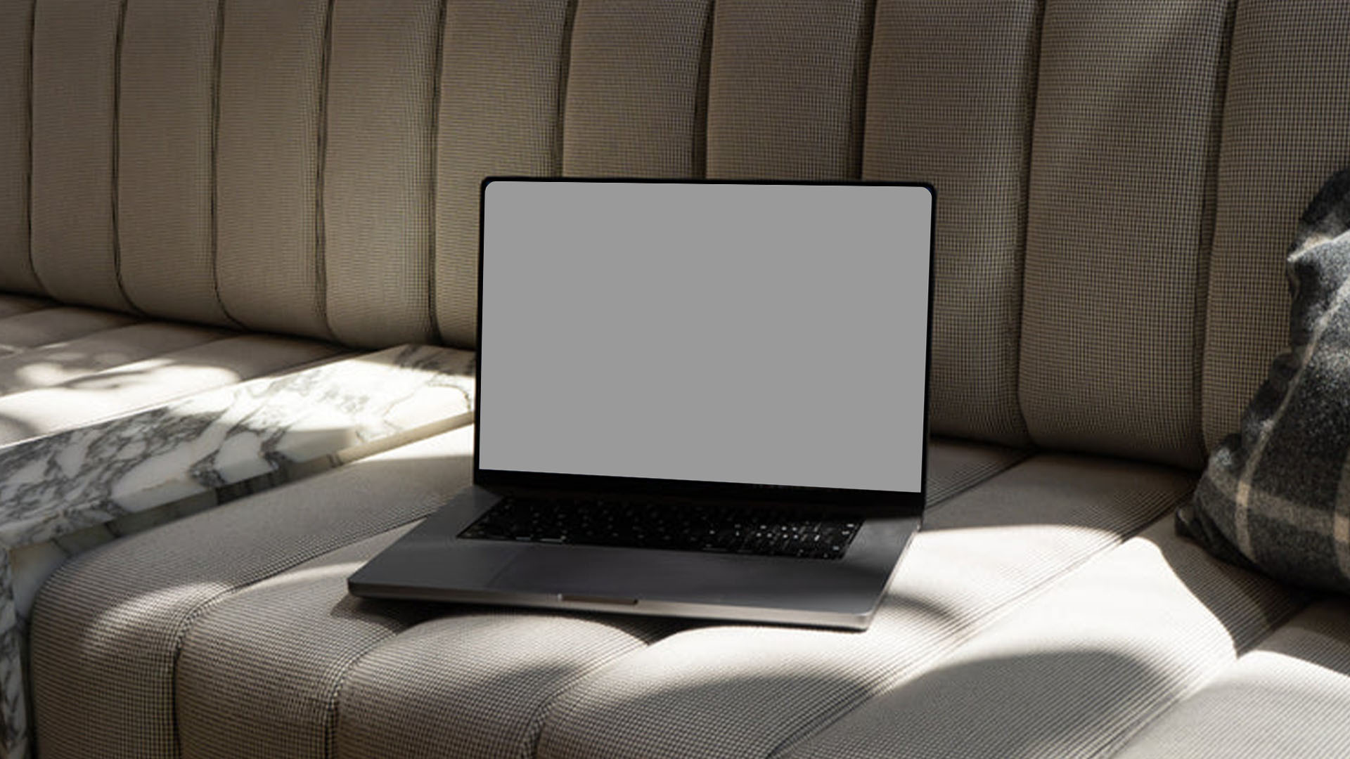 Laptop 02